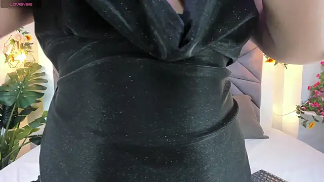 KiarhaTrixie online show from 9, 11, 2025