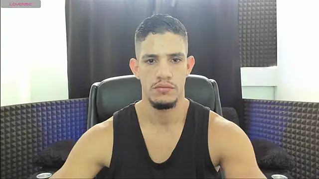jhonnysnow17 online show from 1, 6, 2026