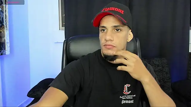 jhonnysnow17 online show from 10, 5, 2026