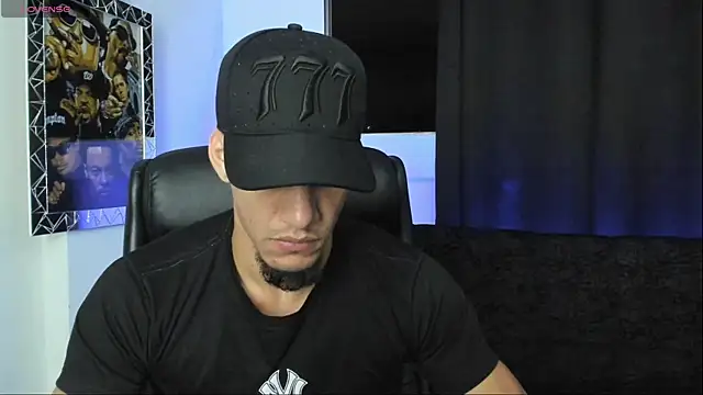 jhonnysnow17 online show from 5, 5, 2026