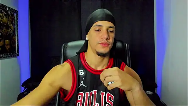 jhonnysnow17 online show from 2, 11, 2025