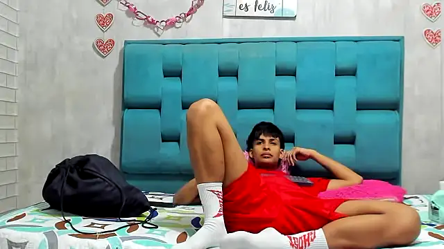 chicamir22 online show from 24, 11, 2025