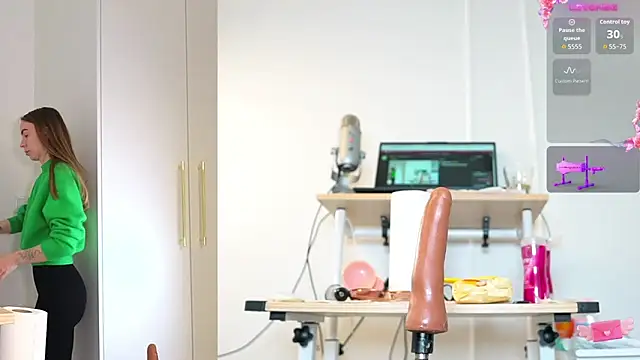 Miss69Ri99 online show from 15, 10, 2025