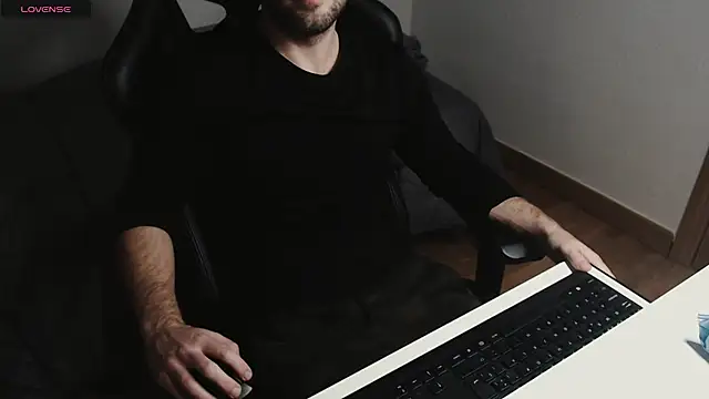 cutehairymacho online show from 3, 3, 2025