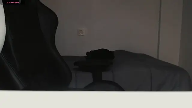 cutehairymacho online show from 22, 2, 2025