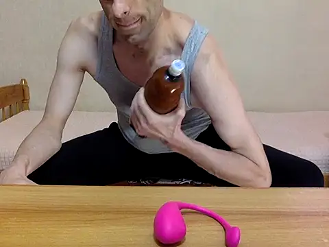 HandsomeAlfie online show from 19, 10, 2025