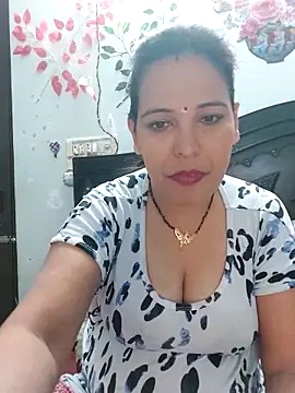 Snapshot of Poojabhabi101 chatting on 4, 11, 2025 Poojabhabi101 online show from 4, 11, 2025