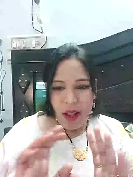 Snapshot of Poojabhabi101 chatting on 1, 3, 2025 Poojabhabi101 online show from 1, 3, 2025