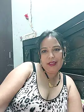 Snapshot of Poojabhabi101 chatting on 26, 9, 2025 Poojabhabi101 online show from 26, 9, 2025