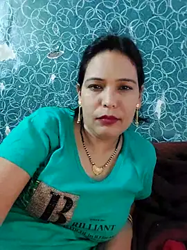 Snapshot of Poojabhabi101 chatting on 11, 9, 2025 Poojabhabi101 online show from 11, 9, 2025