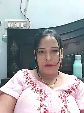 Snapshot of Poojabhabi101 chatting on 9, 9, 2025 Poojabhabi101 online show from 9, 9, 2025