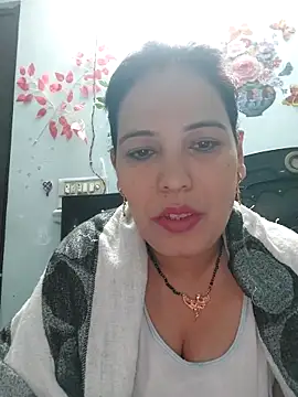 Snapshot of Poojabhabi101 chatting on 20, 11, 2025 Poojabhabi101 online show from 20, 11, 2025