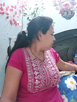 Snapshot of Poojabhabi101 chatting on 23, 10, 2025 Poojabhabi101 online show from 23, 10, 2025