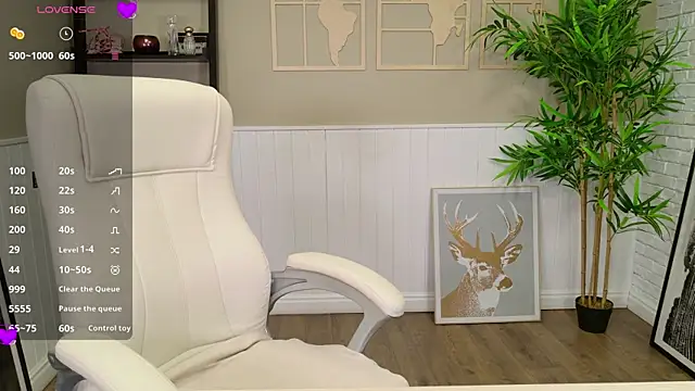 SelineSole online show from 2, 12, 2025