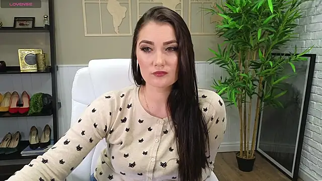 SelineSole online show from 28, 2, 2025