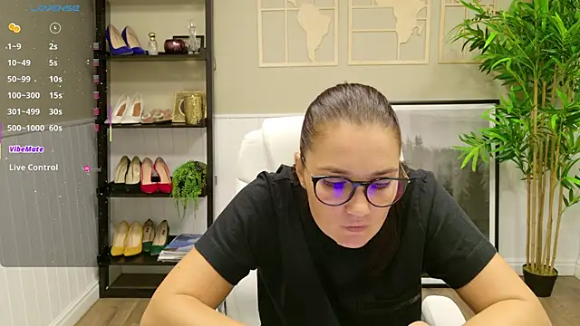 SelineSole online show from 25, 9, 2025