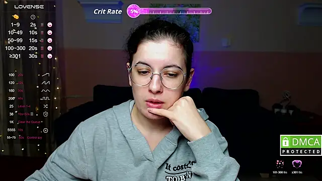 Snapshot of Aminabeatris chatting on 17, 10, 2025 Aminabeatris online show from 17, 10, 2025