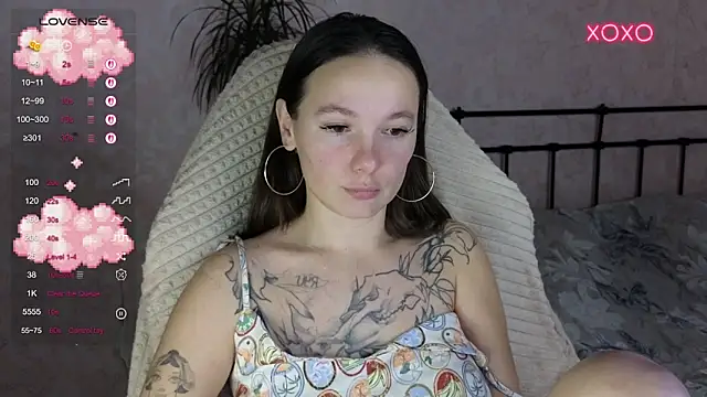 lil luna x online show from 15, 11, 2025