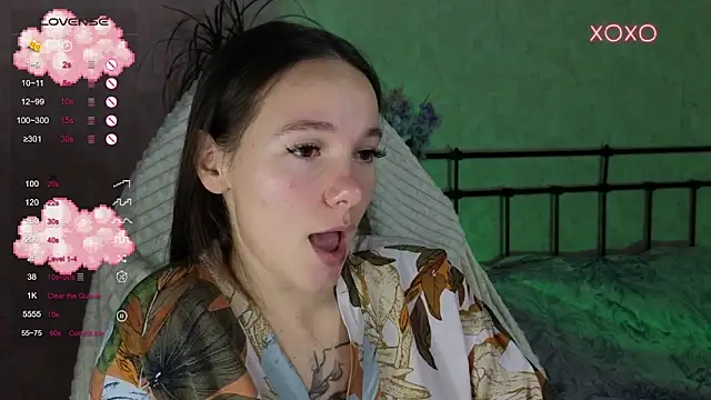 lil luna x online show from 12, 11, 2025