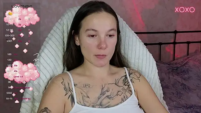 lil luna x online show from 19, 10, 2025