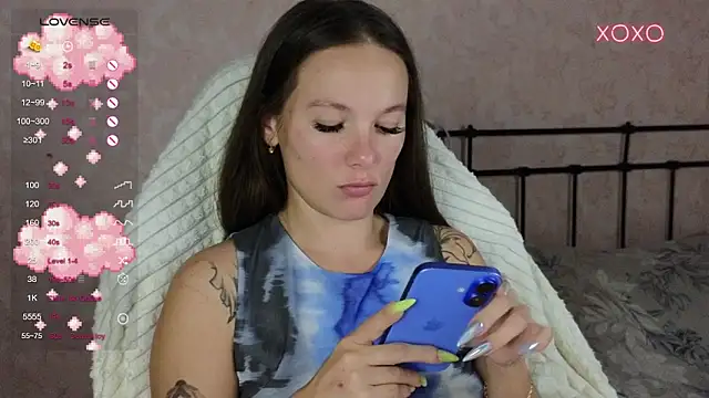 lil luna x online show from 10, 9, 2025