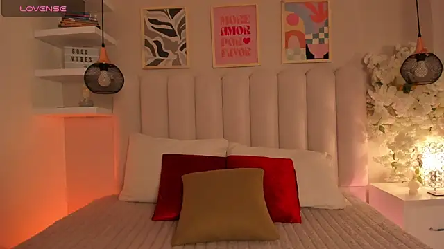 Snapshot of cute__cherry_ chatting on 25, 2, 2026 cute cherry online show from 25, 2, 2026