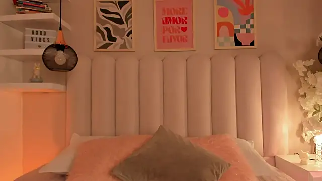 cute  cherry  online show from 14, 12, 2025