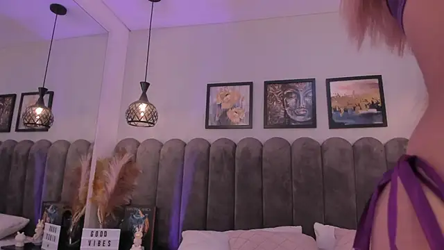 cute  cherry  online show from 12, 3, 2026