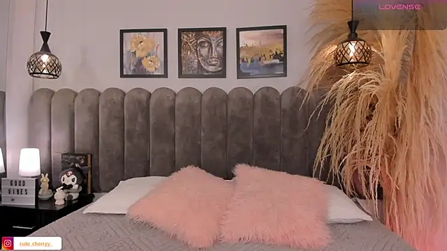 cute  cherry  online show from 31, 3, 2026