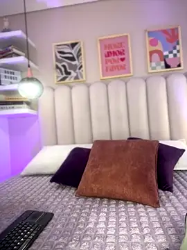 cute  cherry  online show from 1, 11, 2025