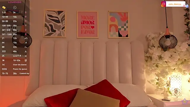 Snapshot of cute__cherry_ chatting on 1, 3, 2026 cute cherry online show from 1, 3, 2026