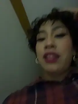 ZahaRoseee online show from 6, 5, 2026