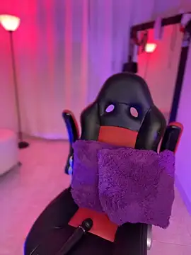 ZahaRoseee online show from 7, 3, 2026