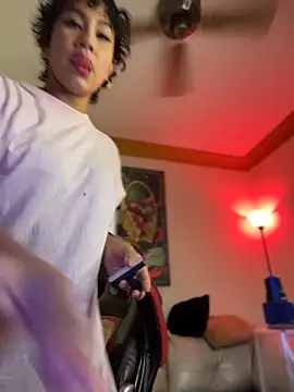 ZahaRoseee online show from 11, 4, 2026