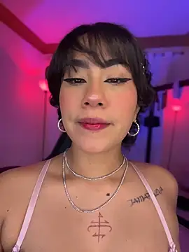 Snapshot of ZahaRoseee chatting on 3, 3, 2026 ZahaRoseee online show from 3, 3, 2026