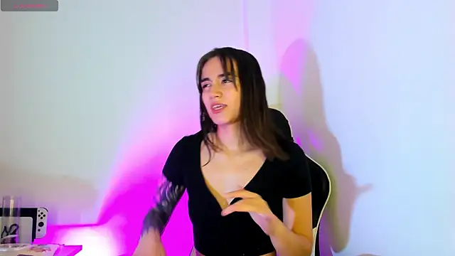  alicerosse2 online show from 17, 1, 2025