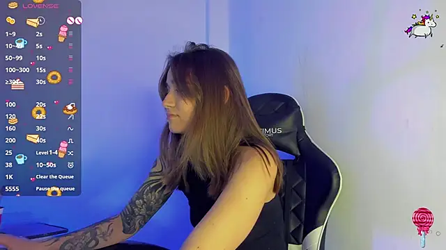  alicerosse2 online show from 13, 3, 2025