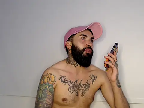 Snapshot of transgenderboy chatting on 27, 5, 2026 transgenderboy online show from 27, 5, 2026