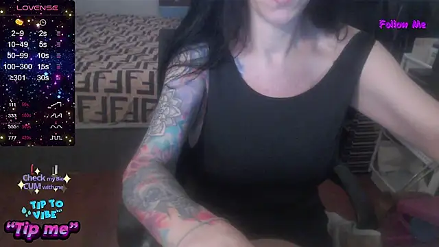 Snapshot of VenusX chatting on 18, 7, 2026 VenusX online show from 18, 7, 2026