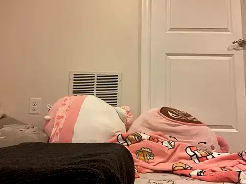 LiverandBrat77 online show from 27, 10, 2025