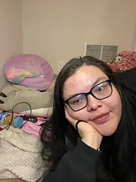 LiverandBrat77 online show from 16, 2, 2026