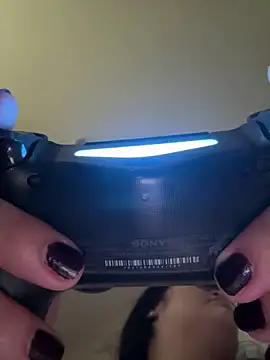 LiverandBrat77 online show from 12, 3, 2026