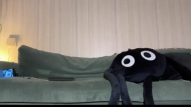 Snapshot of grandeeney chatting on 5, 1, 2025 grandeeney online show from 5, 1, 2025