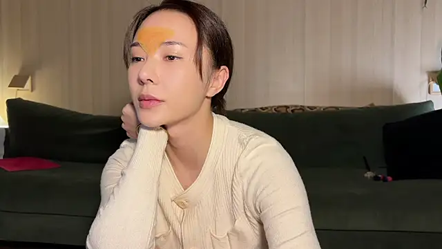 Snapshot of grandeeney chatting on 14, 11, 2025 grandeeney online show from 14, 11, 2025