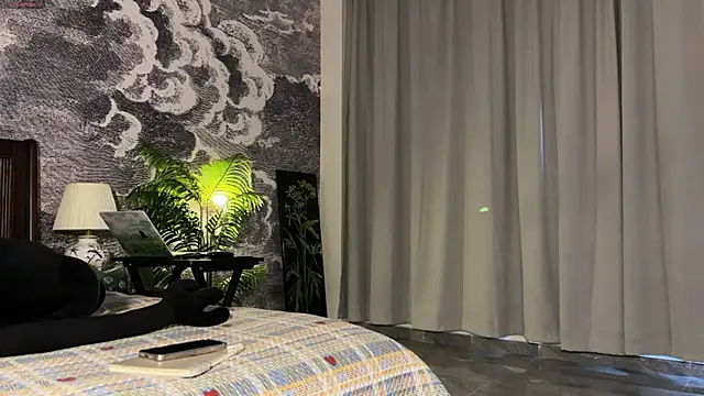 Snapshot of grandeeney chatting on 24, 2, 2026 grandeeney online show from 24, 2, 2026