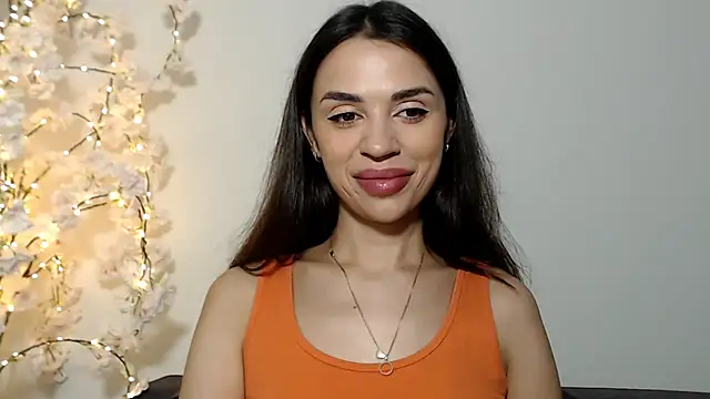 Mika Gold online show from 15, 10, 2025