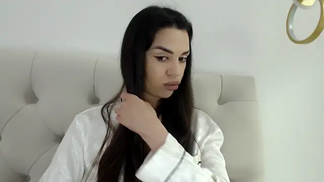 Mika Gold online show from 10, 2, 2026