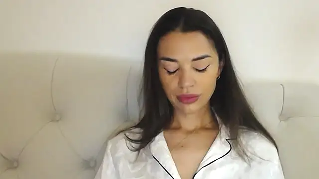 Mika Gold online show from 11, 9, 2025