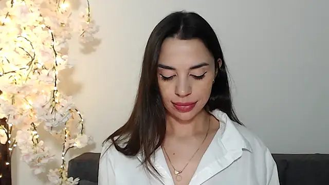 Mika Gold online show from 30, 10, 2025