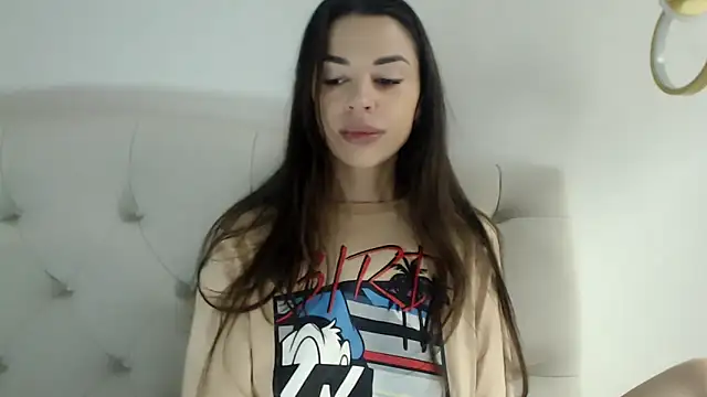 Mika Gold online show from 6, 3, 2026